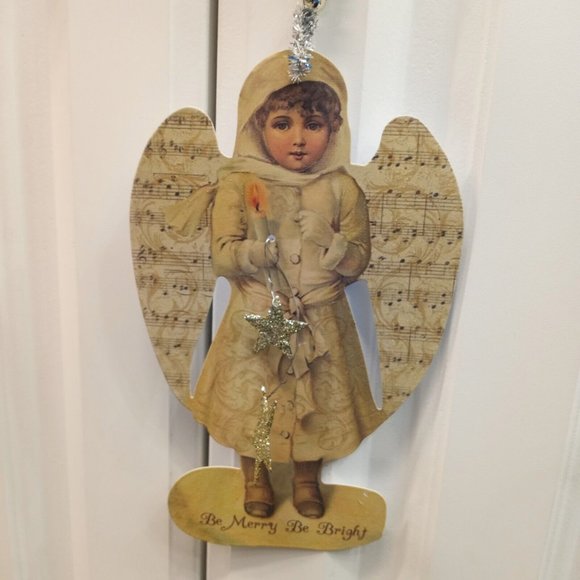 Beautiful Tin Victorian Angel Cherub Ornament Or Wall Hanging Be Merry Be Bright - Picture 1 of 4